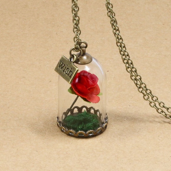 Jewelry - New! Glass Dome Red Flower Necklace